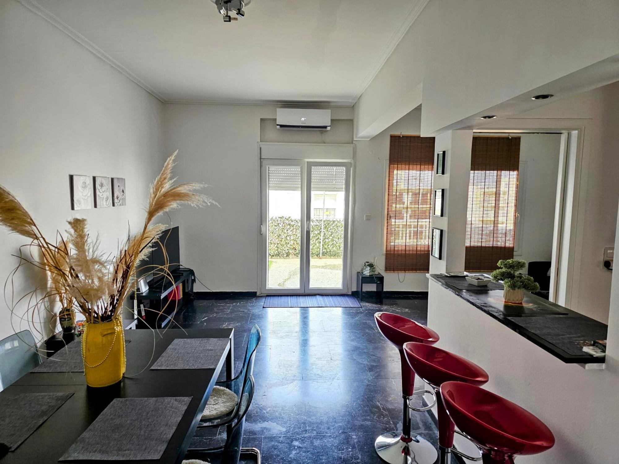 Seaty Apartment Corinth Exterior photo